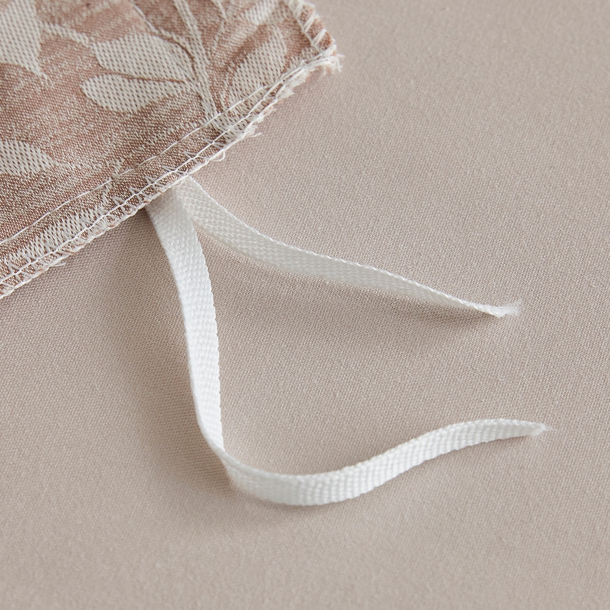 91家纺网 家纺一手货源 找家纺 XIWEN-希文家纺 2026新款春夏全棉云柔60s大提花四件套 枝叶繁华