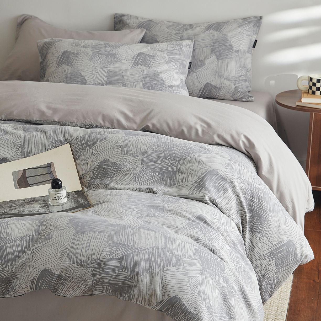 91家纺网 家纺一手货源 找家纺 XIWEN-希文家纺 2026新款春夏全棉云柔60s大提花四件套 织梦-灰