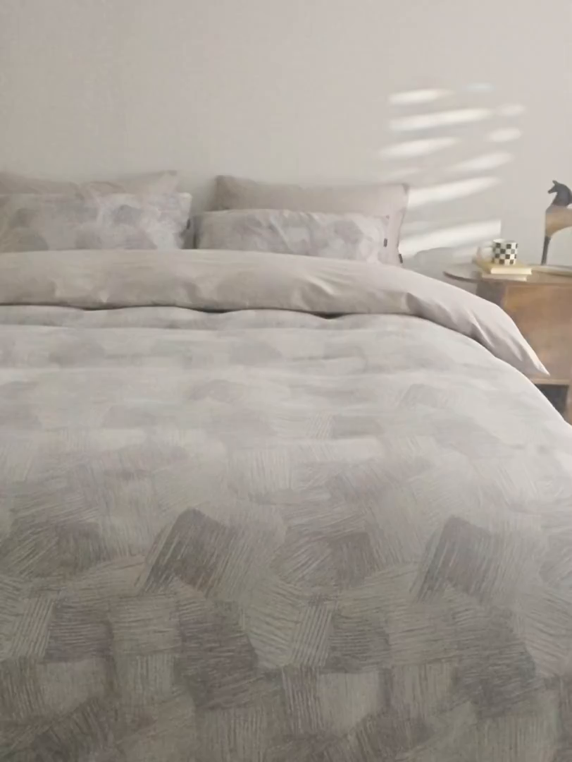 91家纺网 家纺一手货源 找家纺 XIWEN-希文家纺 2026新款春夏全棉云柔60s大提花四件套 织梦-灰