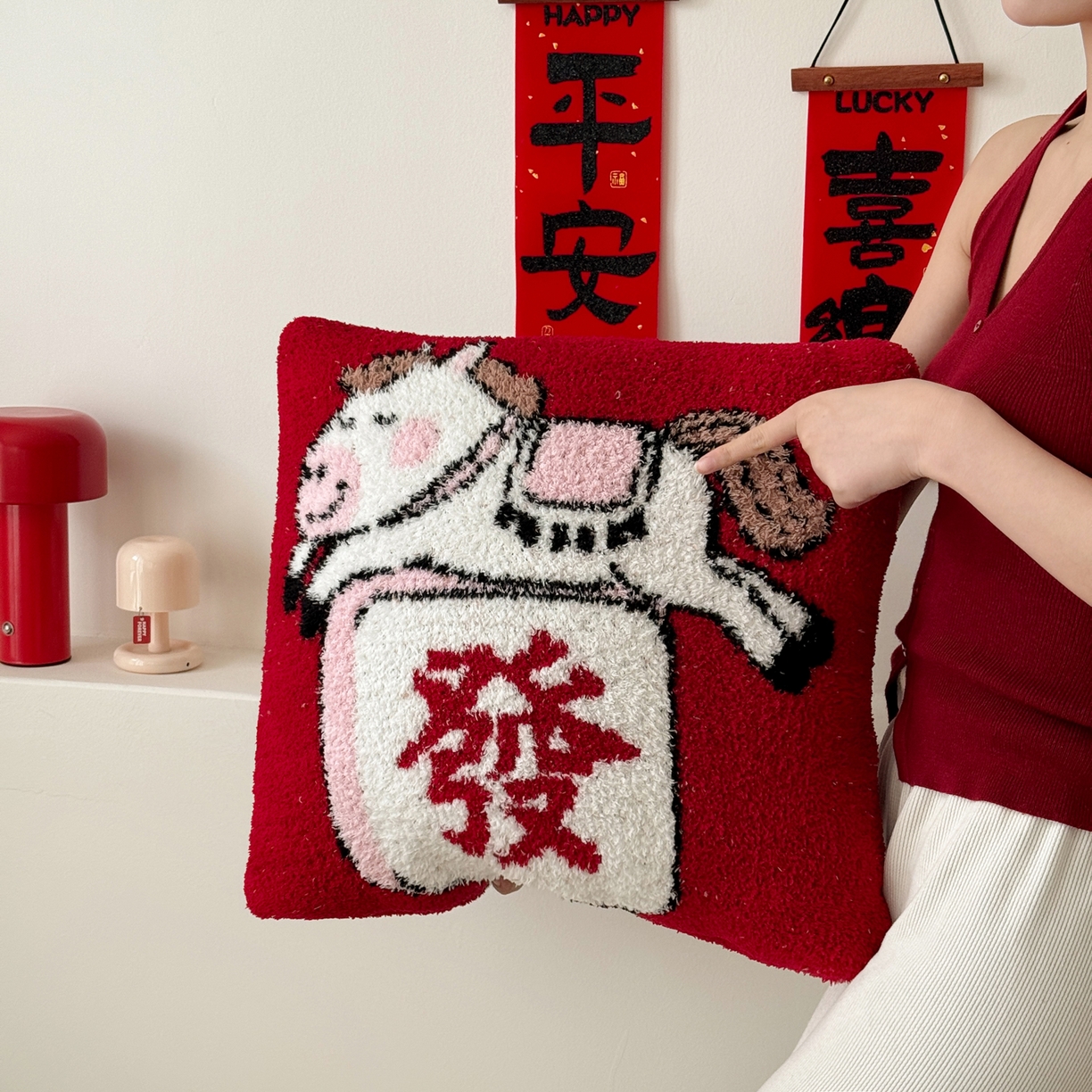 91家纺网 家纺一手货源 找家纺 丹本家纺 2026新款A类软糯半边绒毛毯毯子马年暖心针织毯 麻将马