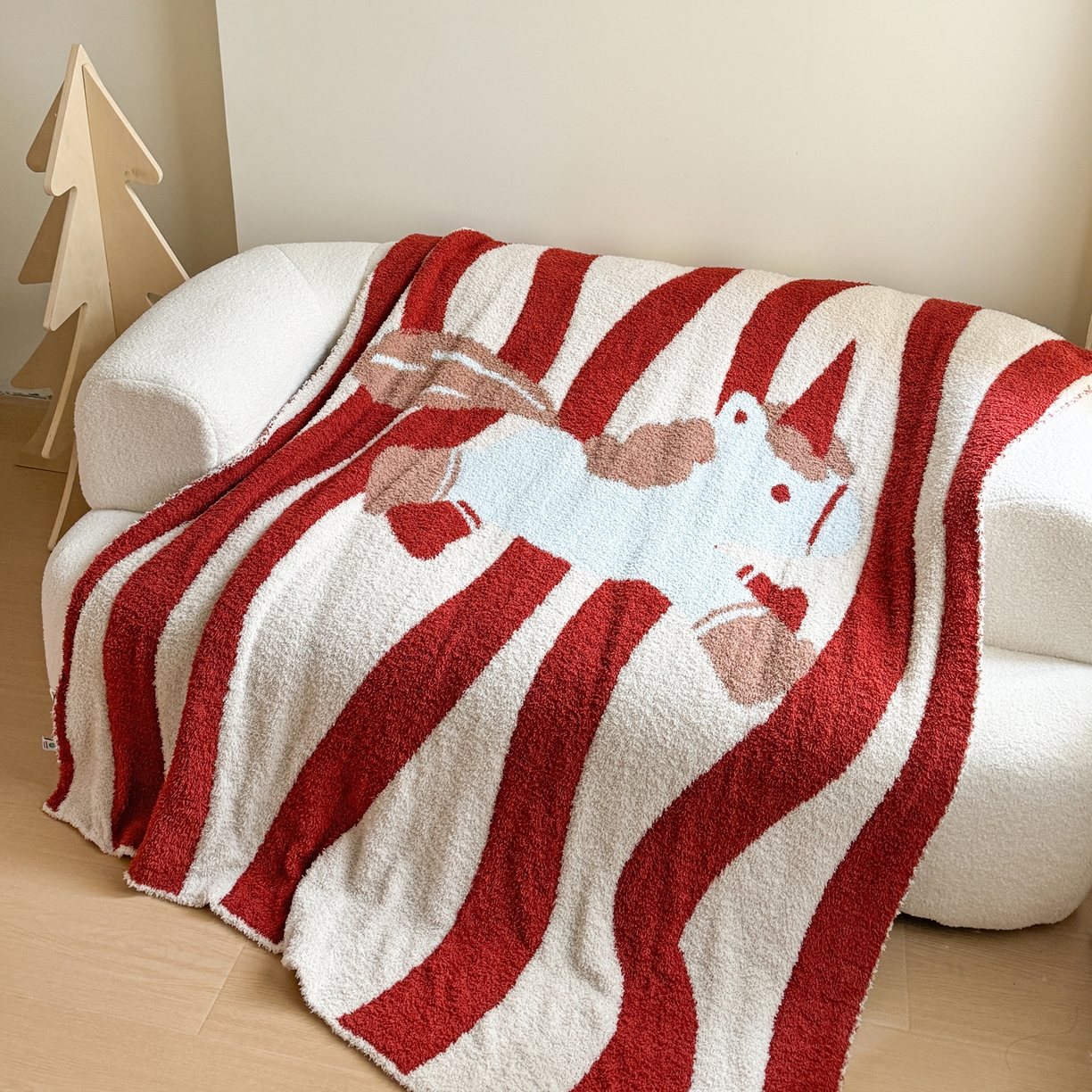 91家纺网 家纺一手货源 找家纺 （总）丹本家纺 2026新款A类软糯半边绒毛毯毯子马年暖心针织毯