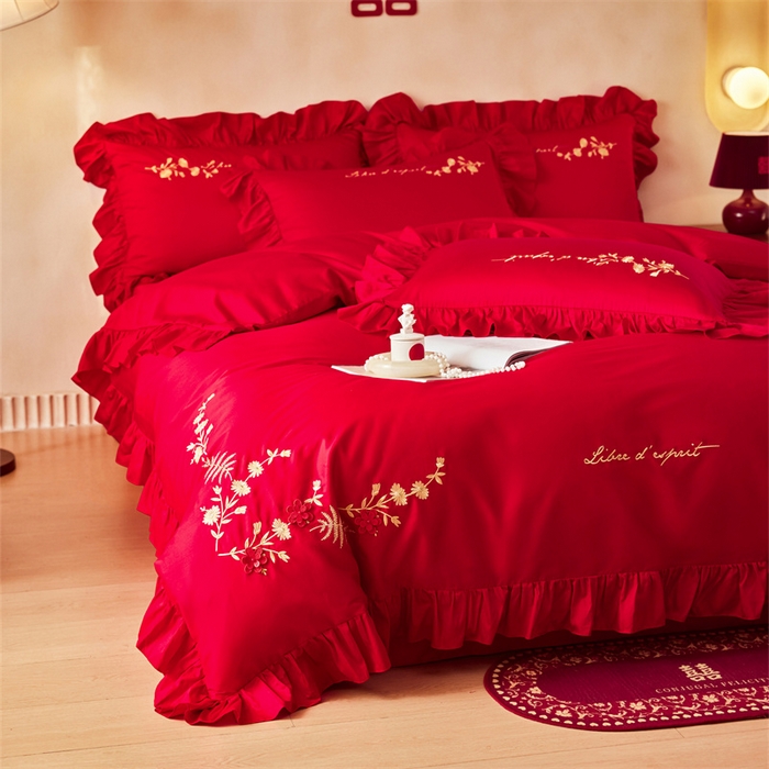 91家纺网 家纺一手货源 找家纺 宏羽纺家纺 2025新款小红书热卖款仿丝棉提花时尚婚庆系列四件套多件套 倾心