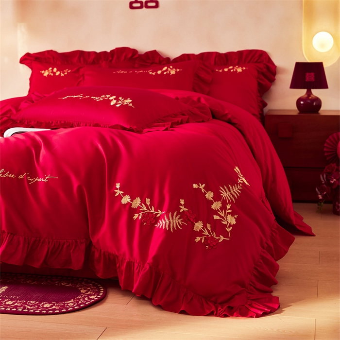 91家纺网 家纺一手货源 找家纺 宏羽纺家纺 2025新款小红书热卖款仿丝棉提花时尚婚庆系列四件套多件套 倾心