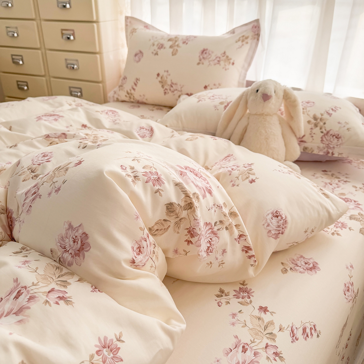 91家纺网 家纺一手货源 找家纺 壹贝家纺 2026新款小清新纯棉印花四件套系列 蔷薇