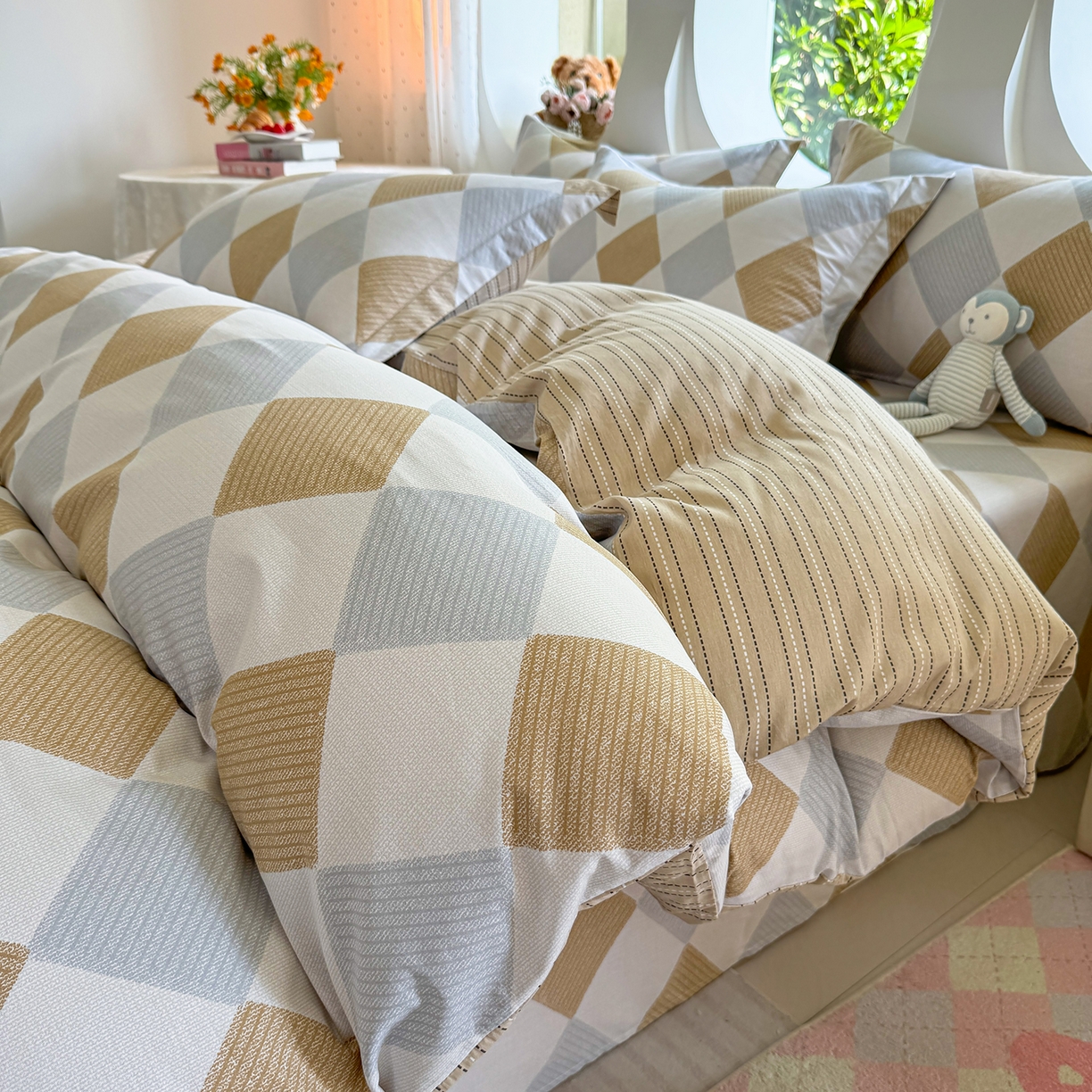 壹贝家纺 2026新款小清新纯棉印花四件套系列 瑞吉斯-黄