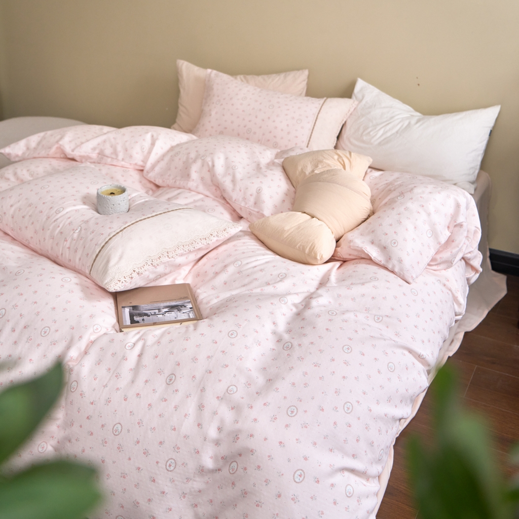 91家纺网 家纺一手货源 找家纺 洋铭区（原狠狠爱） 2026新款全棉纯棉双层纱刺绣蕾丝花边件套 浪漫玫瑰