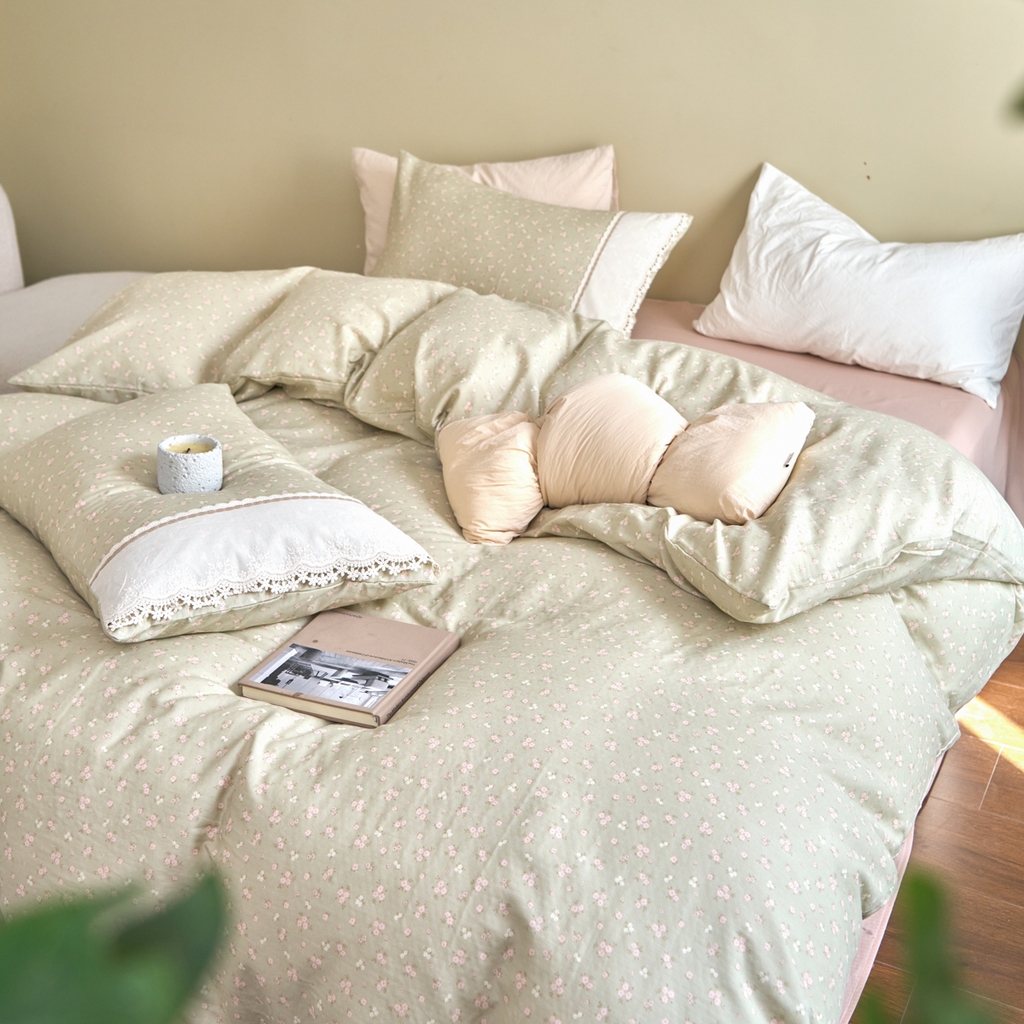 91家纺网 家纺一手货源 找家纺 洋铭区（原狠狠爱） 2026新款全棉纯棉双层纱刺绣蕾丝花边件套 素雅情花