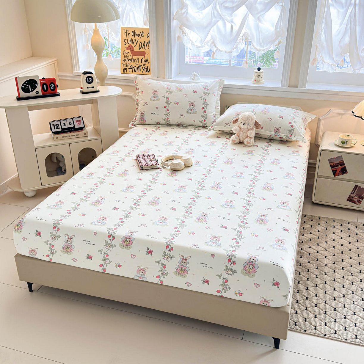 91家纺网 家纺一手货源 找家纺 涵宸家纺 2026新款亲肤舒适全棉印花单床笠-68系列 总 床笠-草莓小兔