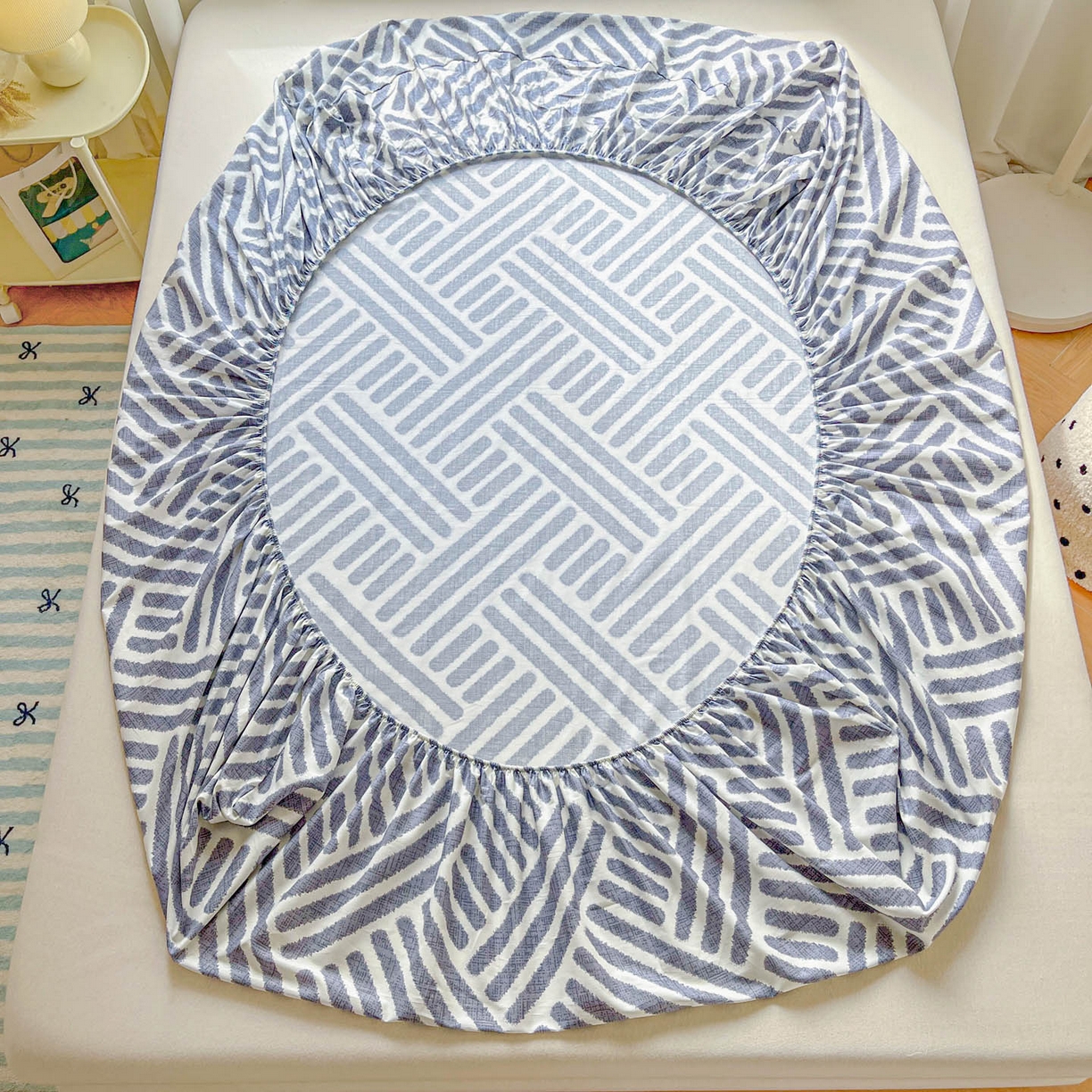 91家纺网 家纺一手货源 找家纺 涵宸家纺 2026新款亲肤舒适全棉印花单床笠-68系列 总 床笠-洛伊-灰