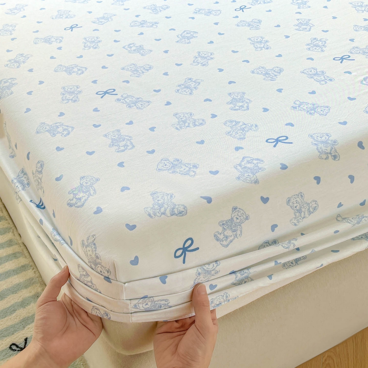 91家纺网 家纺一手货源 找家纺 涵宸家纺 2026新款亲肤舒适全棉印花单床笠-68系列 总 床笠-幸运熊