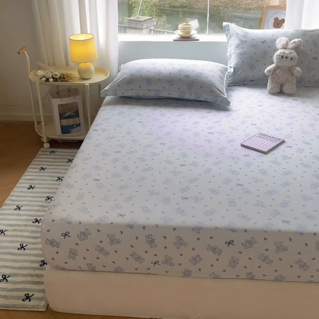 91家纺网 家纺一手货源 找家纺 涵宸家纺 2026新款亲肤舒适全棉印花单床笠-68系列 总 床笠-幸运熊