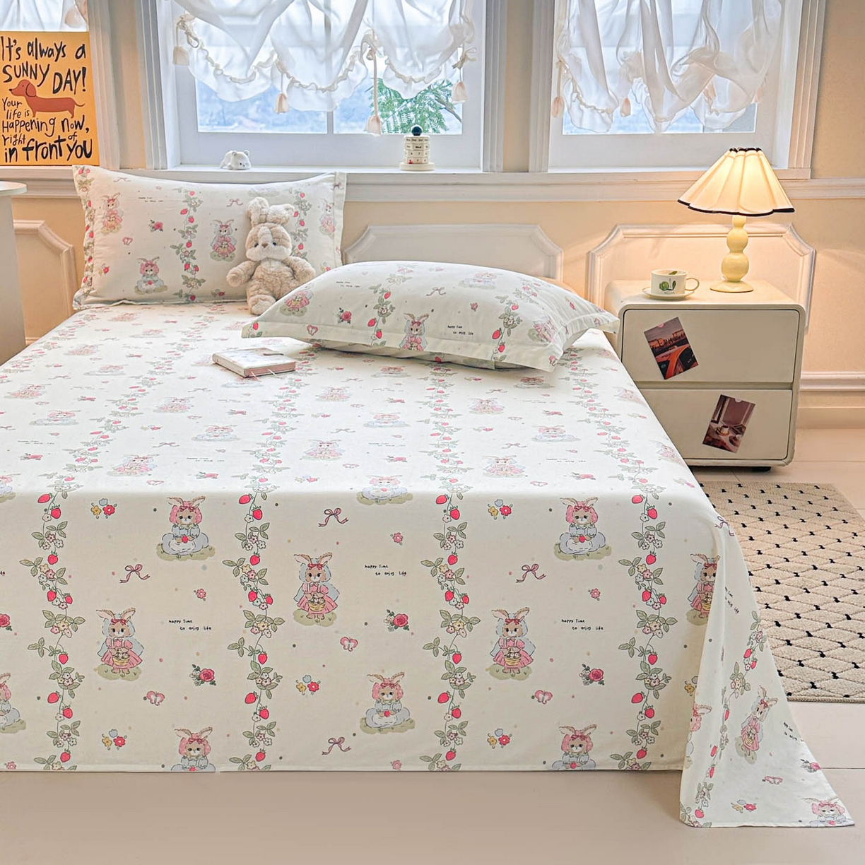 91家纺网 家纺一手货源 找家纺 涵宸家纺 2026新款亲肤舒适全棉印花单床单-68系列 总 床单-草莓小兔