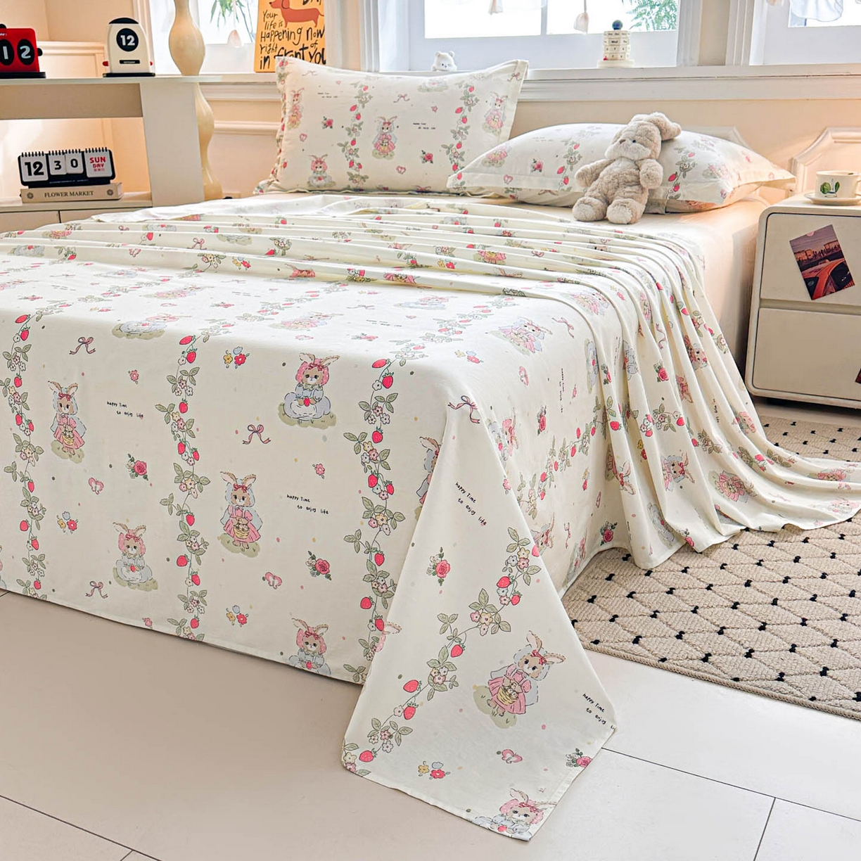 91家纺网 家纺一手货源 找家纺 涵宸家纺 2026新款亲肤舒适全棉印花单床单-68系列 总 床单-草莓小兔