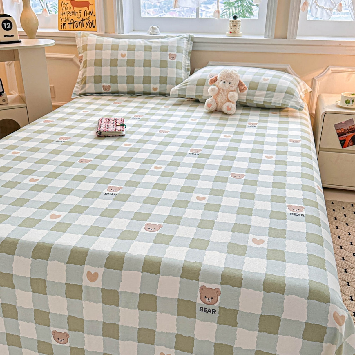 91家纺网 家纺一手货源 找家纺 涵宸家纺 2026新款亲肤舒适全棉印花单床单-68系列 总 床单-格子小熊