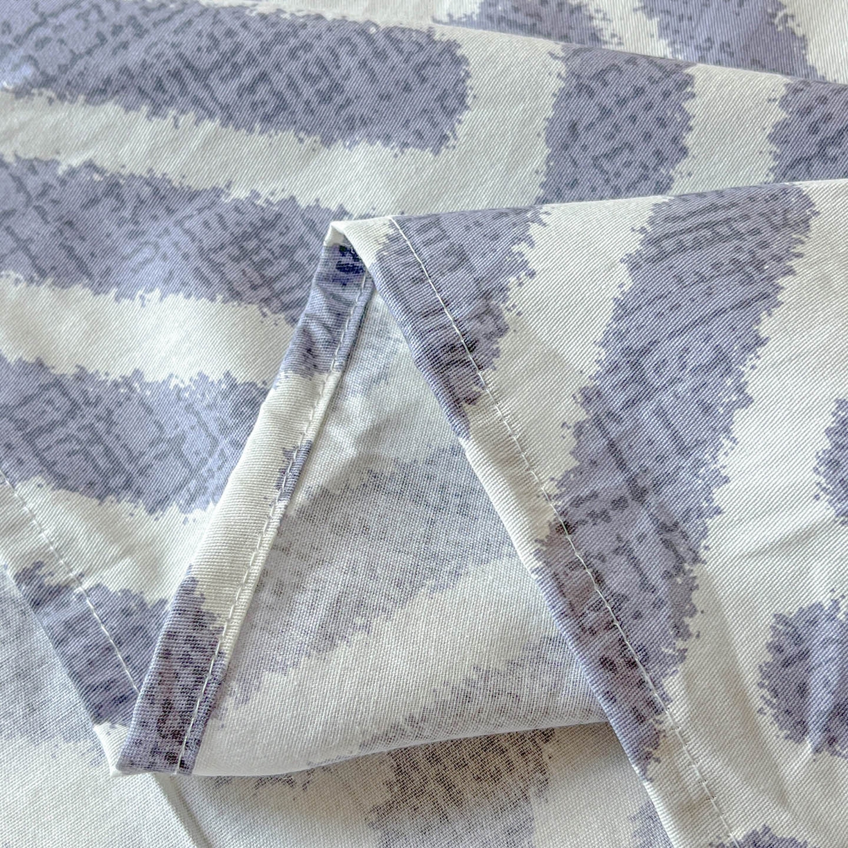 91家纺网 家纺一手货源 找家纺 涵宸家纺 2026新款亲肤舒适全棉印花单床单-68系列 总 床单-洛伊-灰