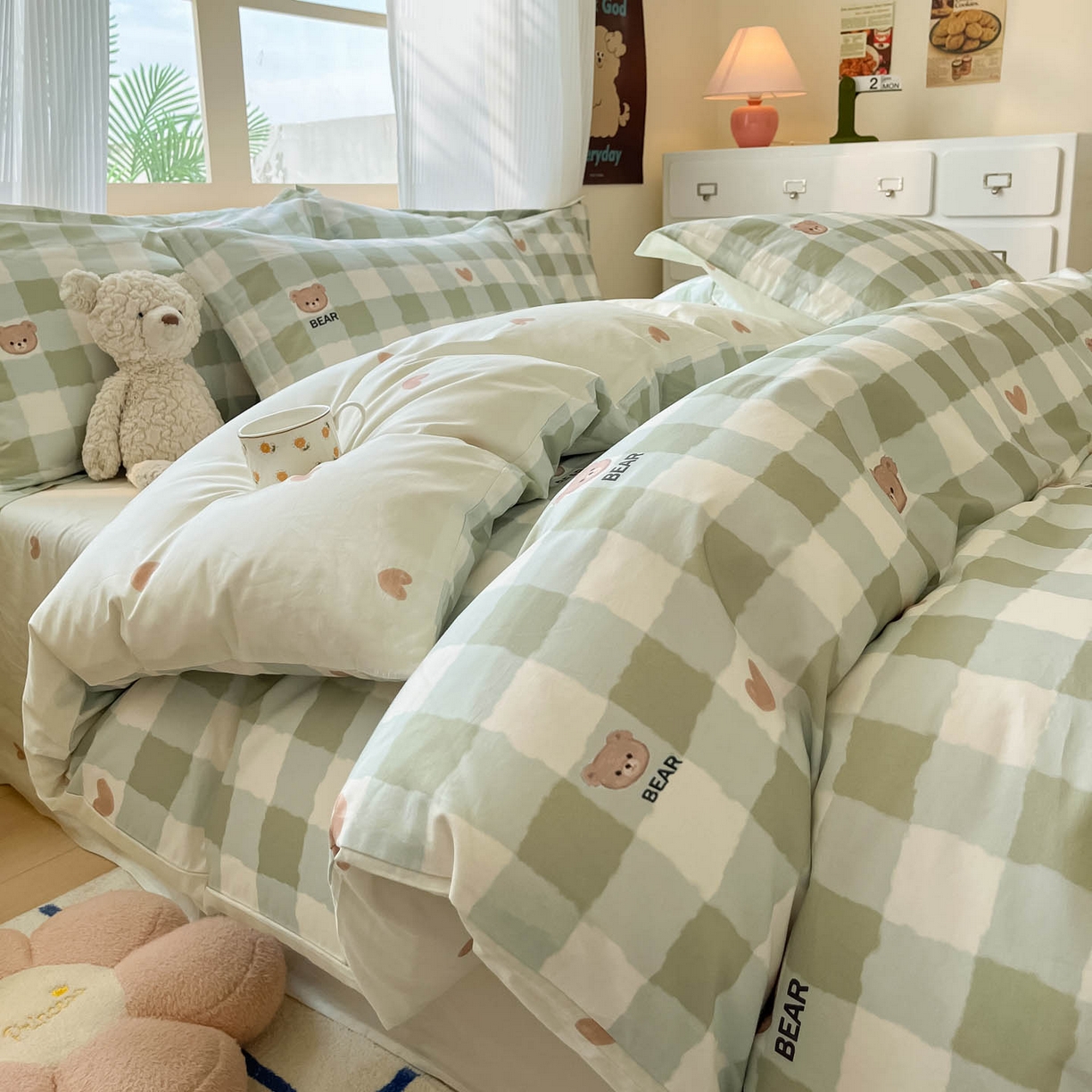 91家纺网 家纺一手货源 找家纺 涵宸家纺 2026新款亲肤舒适全棉印花单被套-68系列 总 A格子小熊