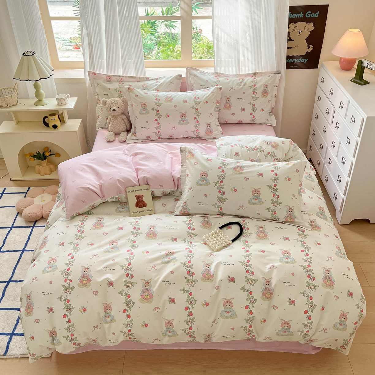 91家纺网 家纺一手货源 找家纺 涵宸家纺 2026新款亲肤舒适全棉印花单被套-68系列 总 A草莓小兔