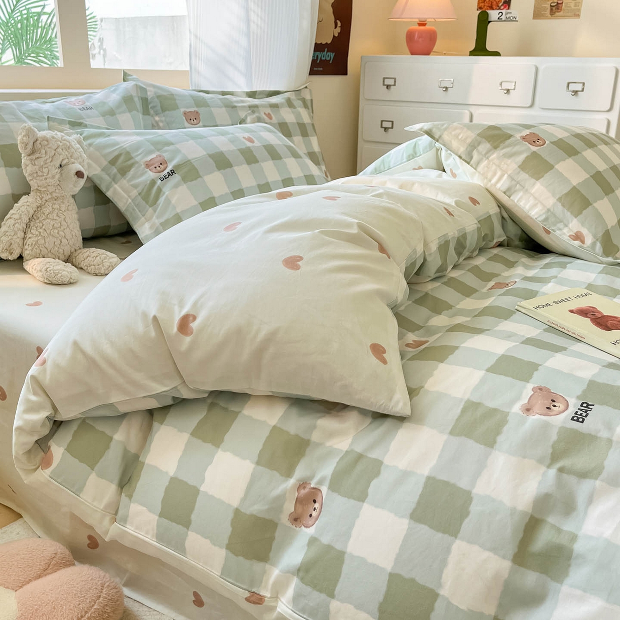 91家纺网 家纺一手货源 找家纺 涵宸家纺 2026新款亲肤舒适全棉印花单被套-68系列 总 A格子小熊