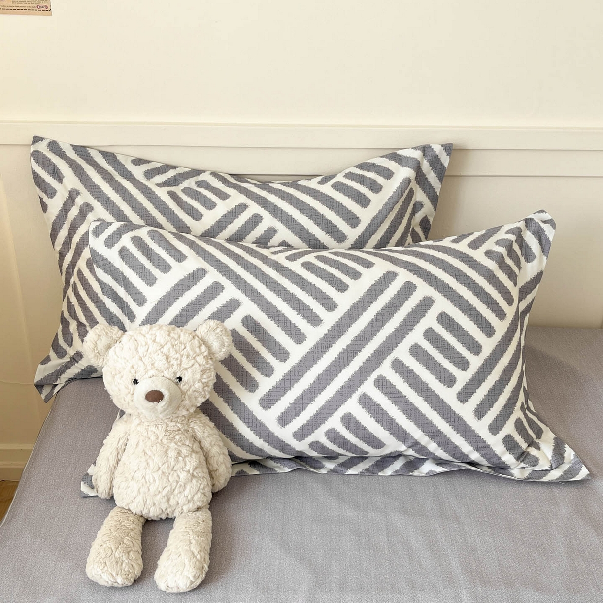 91家纺网 家纺一手货源 找家纺 涵宸家纺 2026新款亲肤舒适全棉印花单被套-68系列 总 D洛伊-灰