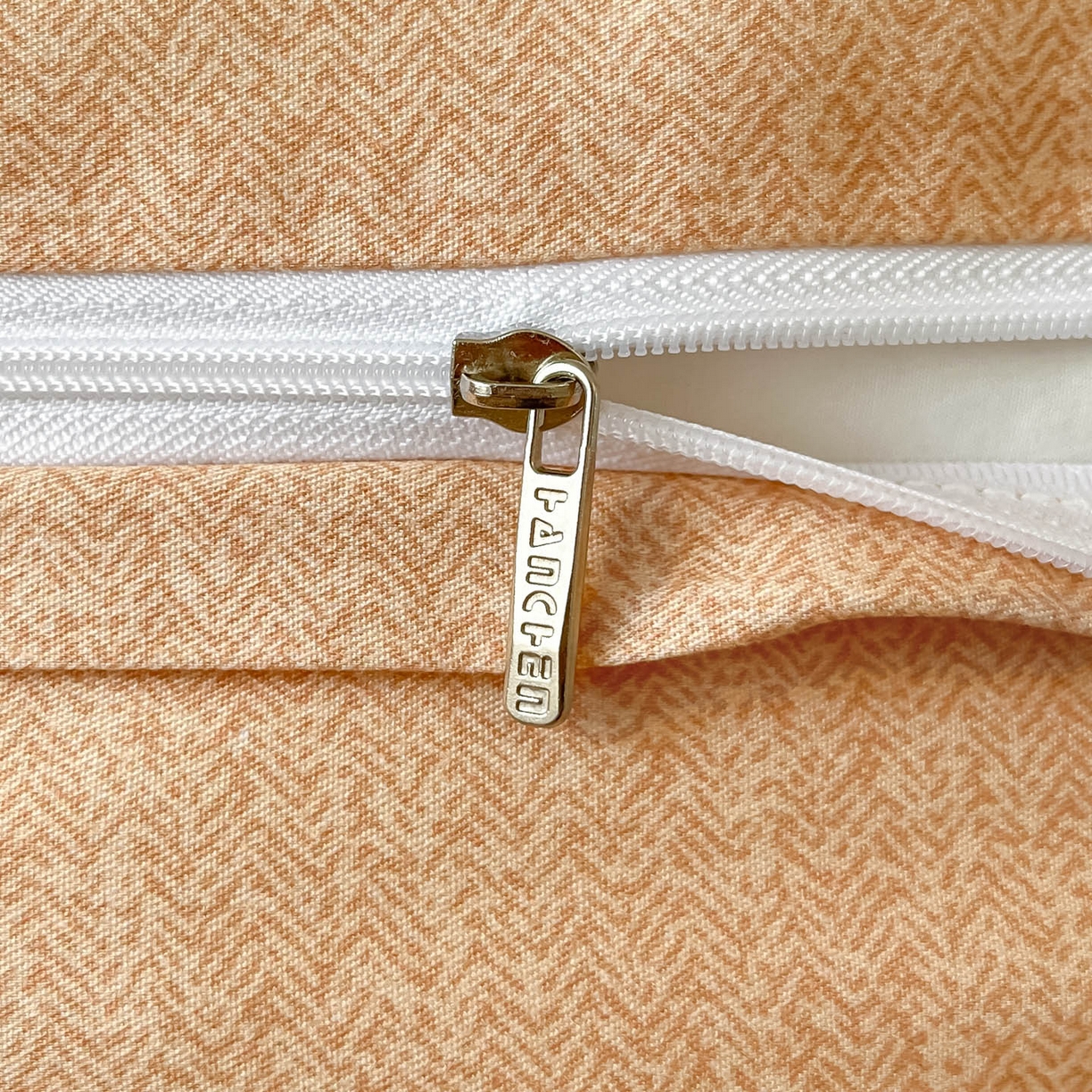 91家纺网 家纺一手货源 找家纺 涵宸家纺 2025新款亲肤舒适全棉印花四件套-68系列 总 D约里克