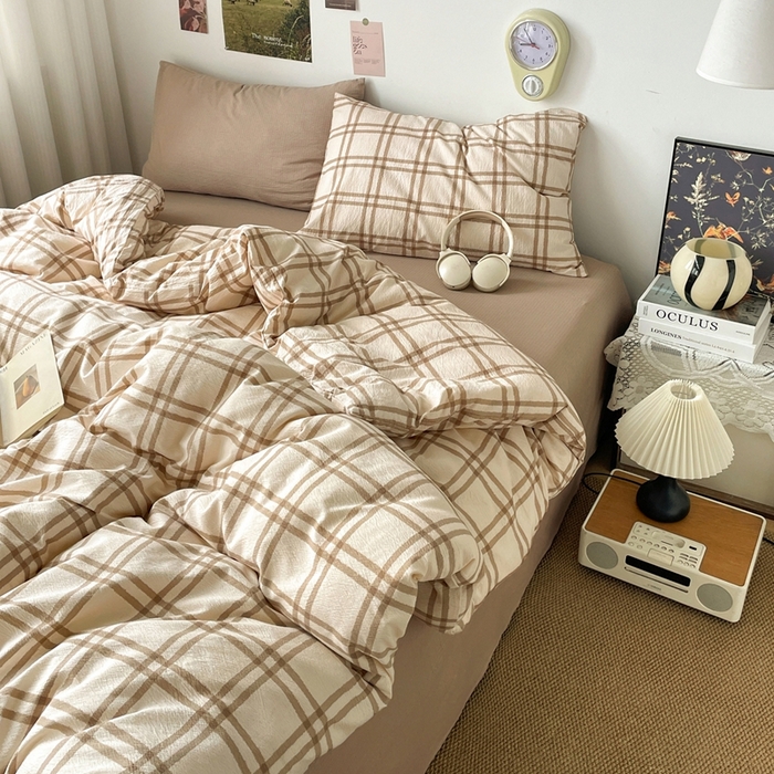 91家纺网 家纺一手货源 找家纺 海岛哥哥 2026新款双层纱格条系列四件套 简约浅咖格