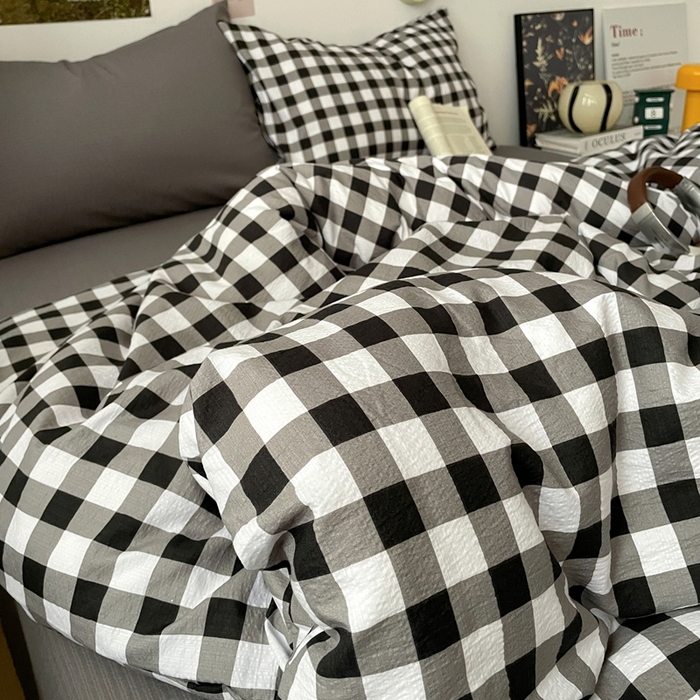 91家纺网 家纺一手货源 找家纺 海岛哥哥 2026新款双层纱格条系列四件套 奶油黑格