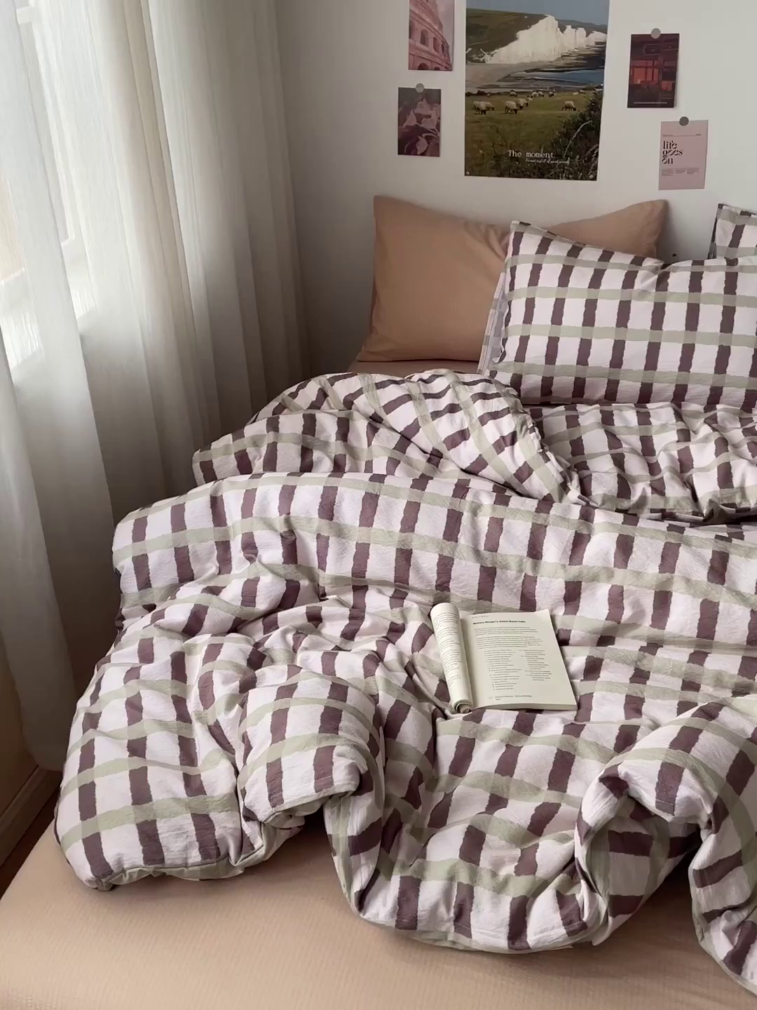 91家纺网 家纺一手货源 找家纺 海岛哥哥 2026新款双层纱格条系列四件套 奶油青栗格