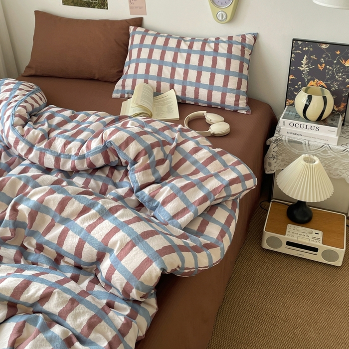 91家纺网 家纺一手货源 找家纺 海岛哥哥 2026新款双层纱格条系列四件套 奶油雾蓝咖格