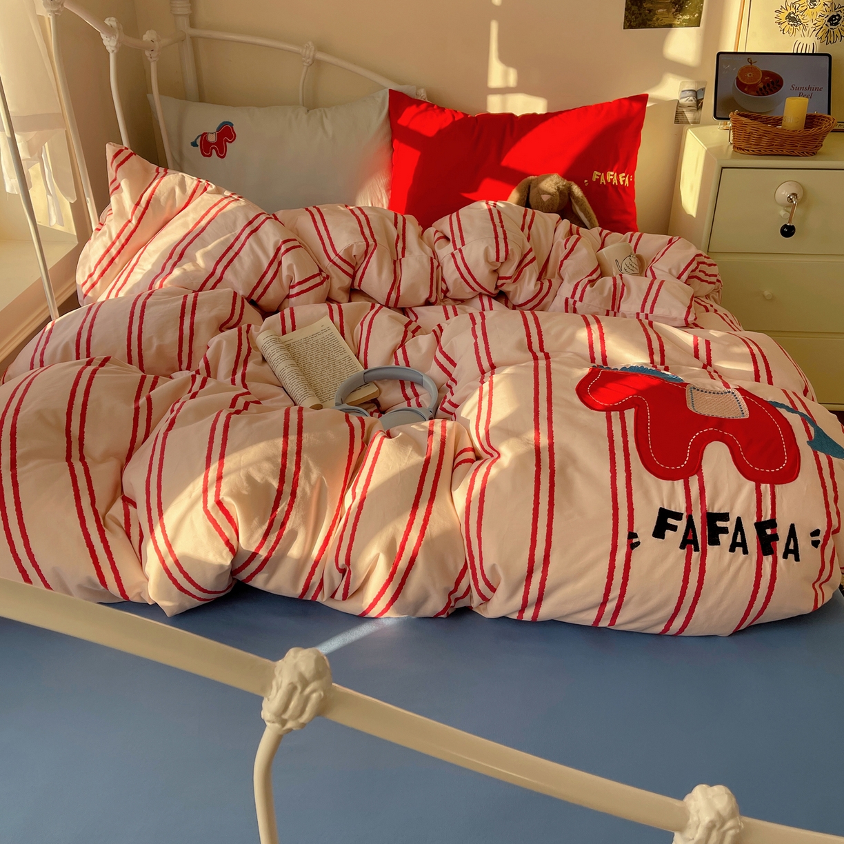 91家纺网 家纺一手货源 找家纺 （总） 轻奢坊 2026新年款水洗棉贴布绣四件套-旺福