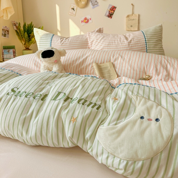 91家纺网 家纺一手货源 找家纺 （总）贝凯瑞 2026款仿棉木棉水洗棉绣花ins小清新床裙床单款四件套-星月语