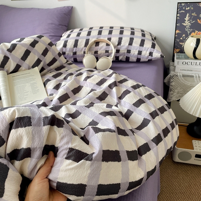 91家纺网 家纺一手货源 找家纺 港岛妹妹 2026新款双层纱格条系列四件套 奶油墨灰格