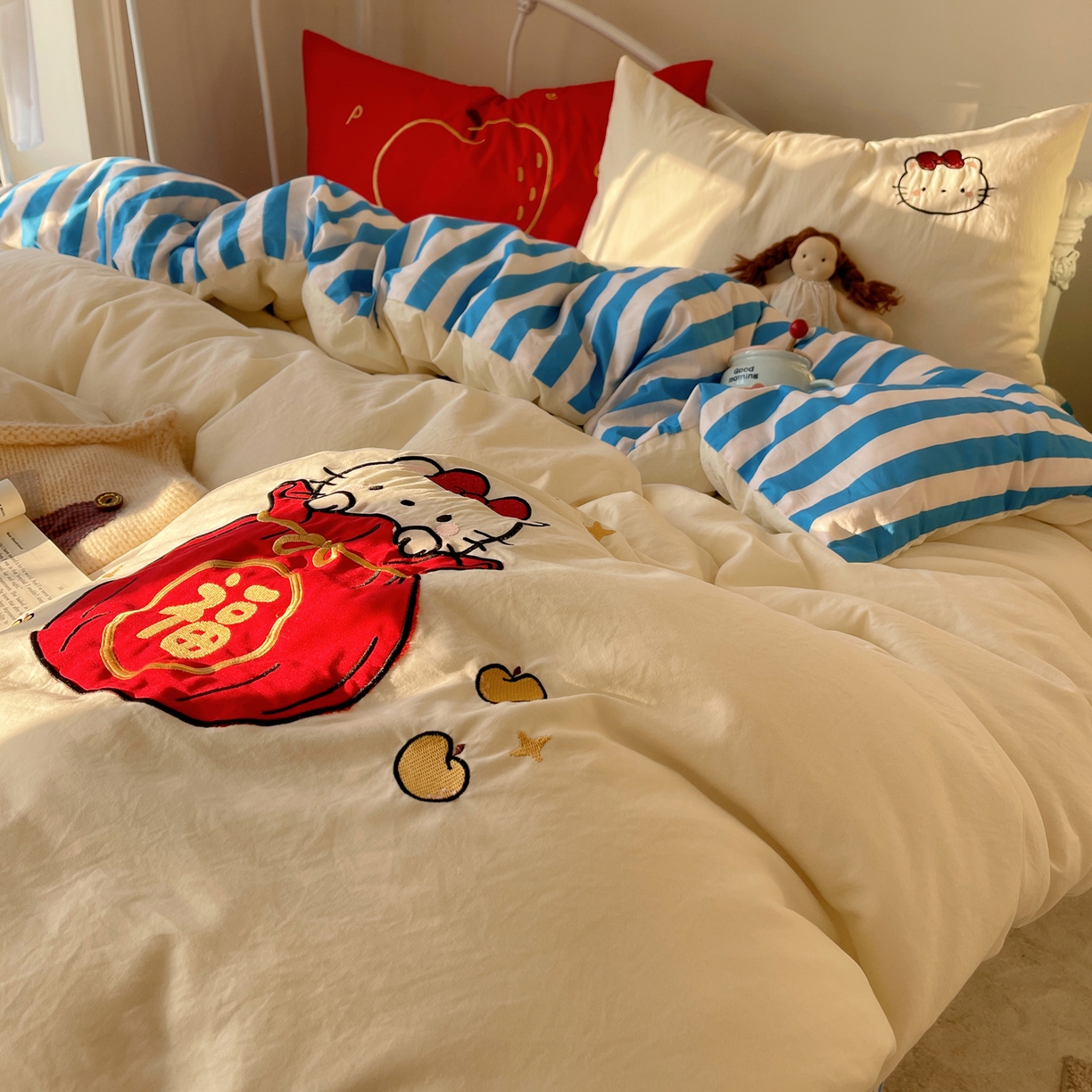 91家纺网 家纺一手货源 找家纺  轻奢坊 2026新年款水洗棉贴布绣四件套-旺福 福袋猫米