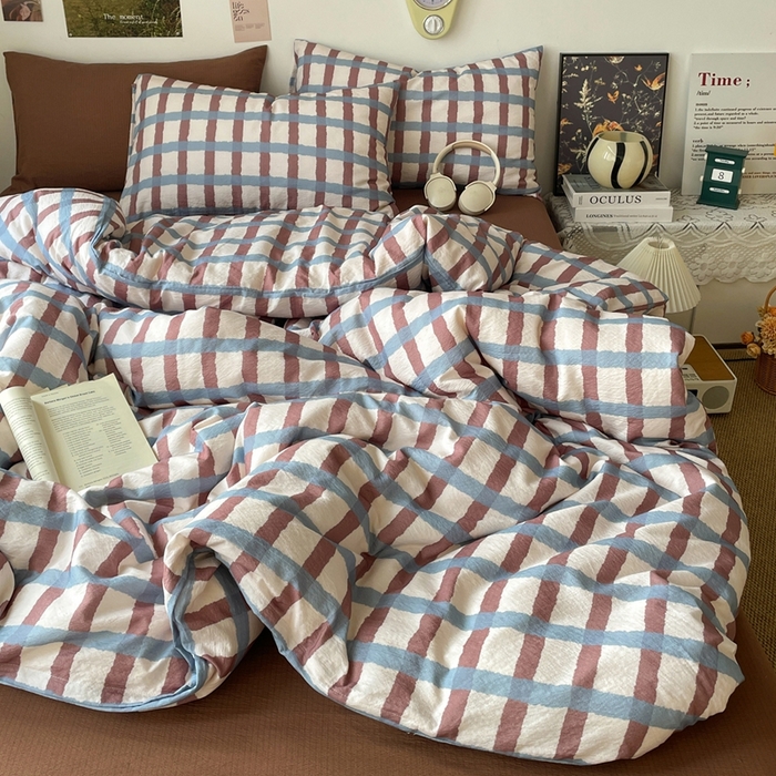 91家纺网 家纺一手货源 找家纺 港岛妹妹 2026新款双层纱格条系列四件套 奶油雾蓝咖格