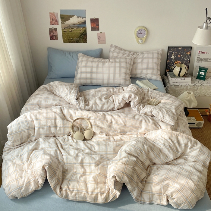 91家纺网 家纺一手货源 找家纺 港岛妹妹 2026新款双层纱格条系列四件套 奶油云木格