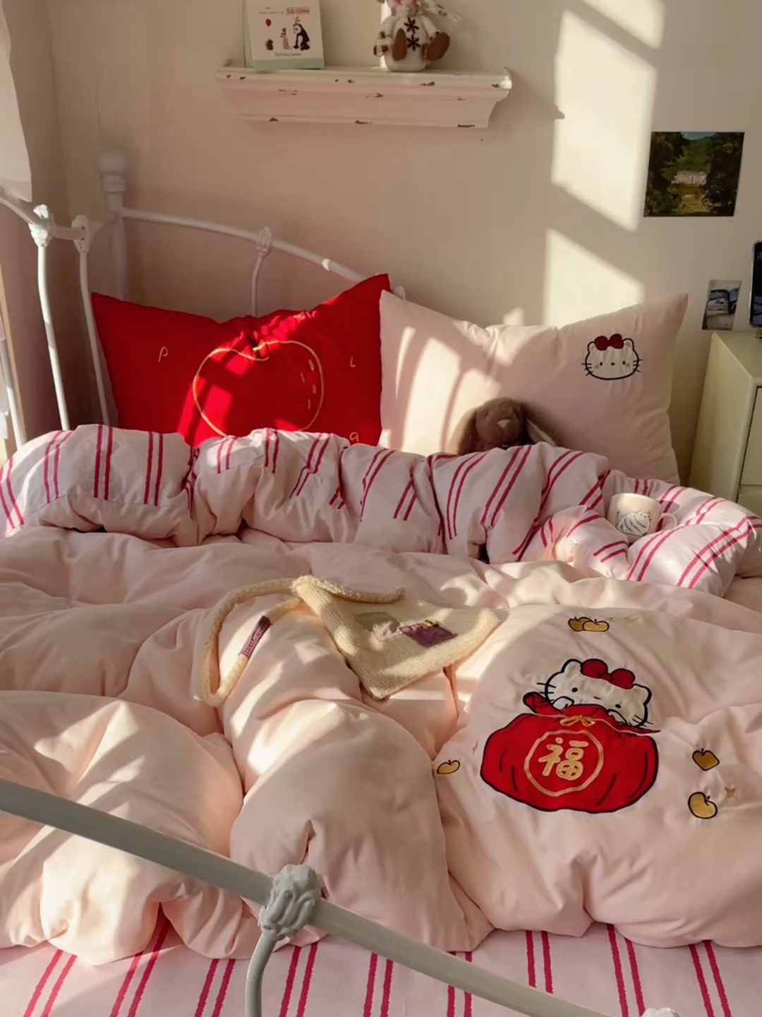 91家纺网 家纺一手货源 找家纺  轻奢坊 2026新年款水洗棉贴布绣四件套-旺福 福袋猫粉