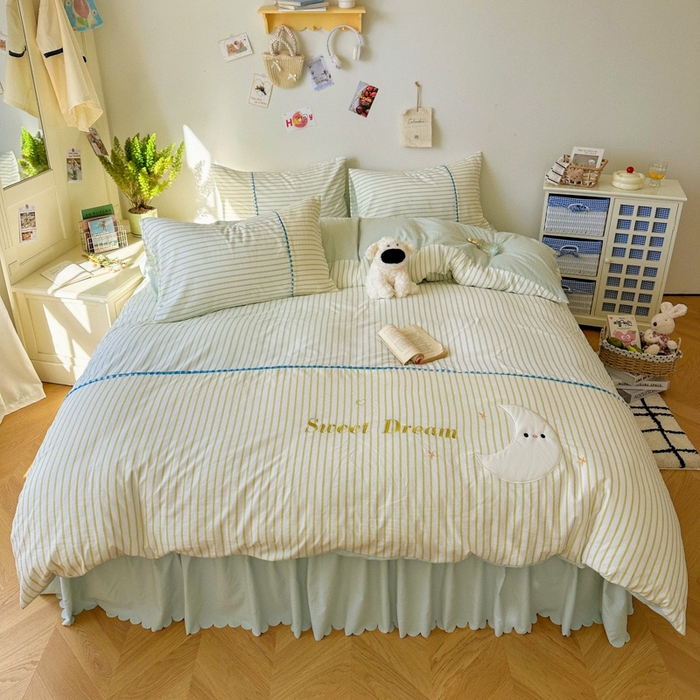 91家纺网 家纺一手货源 找家纺 贝凯瑞 2026款仿棉木棉水洗棉绣花ins小清新床裙床单款四件套-星月语 星月语-抹茶布丁