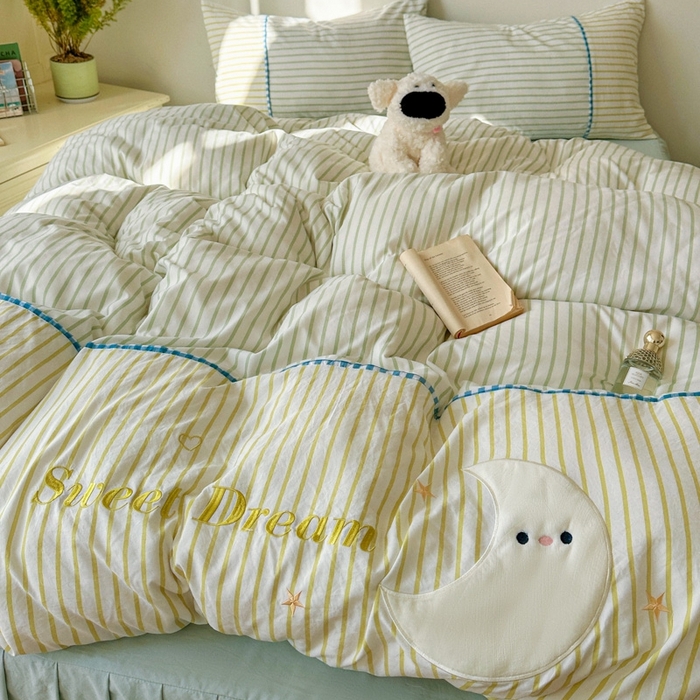 91家纺网 家纺一手货源 找家纺 贝凯瑞 2026款仿棉木棉水洗棉绣花ins小清新床裙床单款四件套-星月语 星月语-抹茶布丁