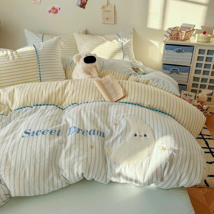 91家纺网 家纺一手货源 找家纺 贝凯瑞 2026款仿棉木棉水洗棉绣花ins小清新床裙床单款四件套-星月语 星月语-奶油晴川