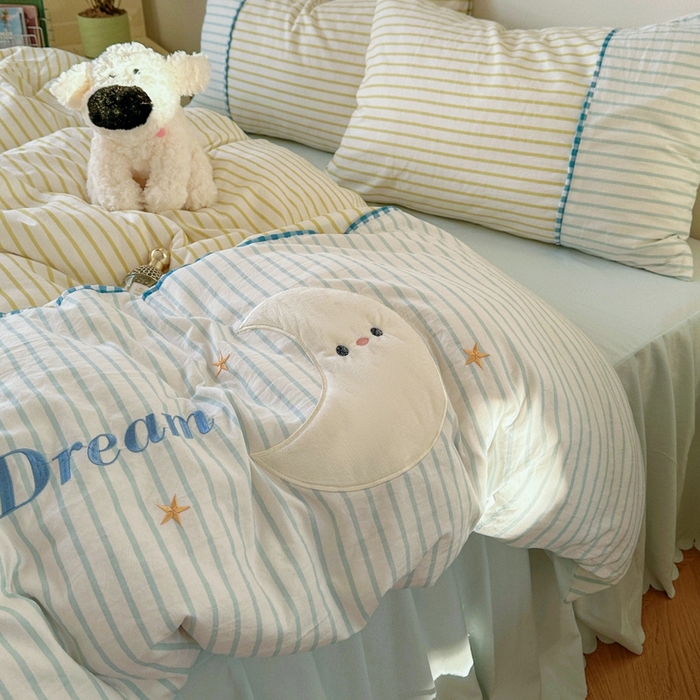 91家纺网 家纺一手货源 找家纺 贝凯瑞 2026款仿棉木棉水洗棉绣花ins小清新床裙床单款四件套-星月语 星月语-奶油晴川