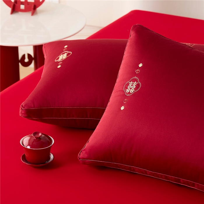 91家纺网 家纺一手货源 找家纺 （总）昕科 2026新款玉兰喜事婚庆枕-大红婚庆喜庆枕芯刺绣结婚枕头