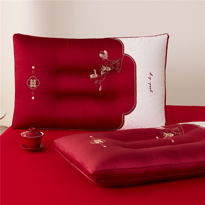 91家纺网 家纺一手货源 找家纺 昕科 2026新款玉兰喜事婚庆枕-大红婚庆喜庆枕芯刺绣结婚枕头 玉兰喜事-中枕/一只装