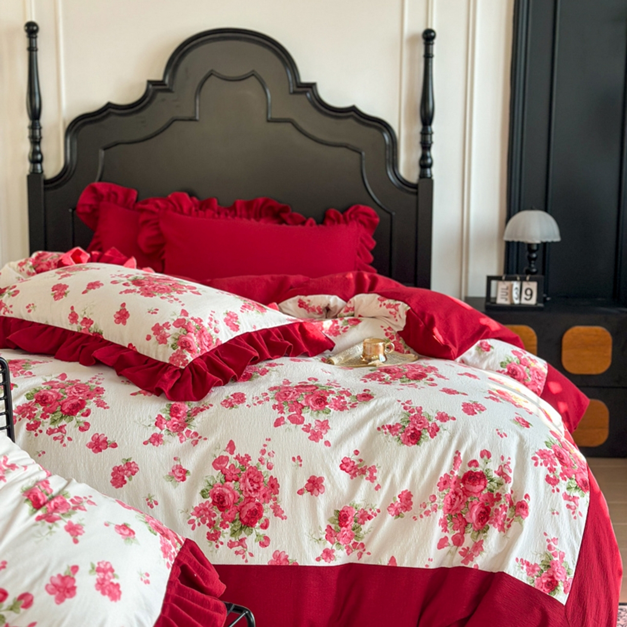 91家纺网 家纺一手货源 找家纺 贝凯瑞 2026仿棉皱皱纱双层纱木棉仿棉水洗棉喜庆浪漫大红四件套-锦绣 锦绣红妆