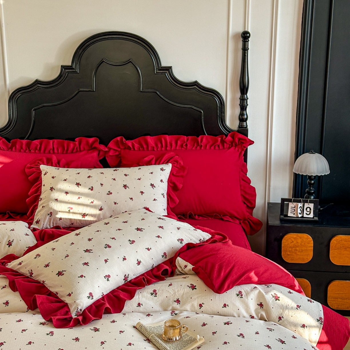 91家纺网 家纺一手货源 找家纺 贝凯瑞 2026仿棉皱皱纱双层纱木棉仿棉水洗棉喜庆浪漫大红四件套-锦绣 锦绣良缘