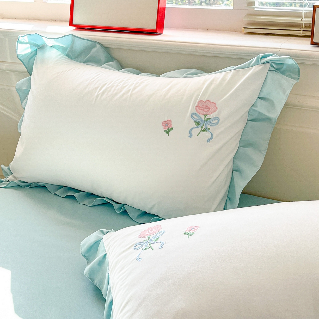 91家纺网 家纺一手货源 找家纺 雨菲家纺 2026新款水洗棉贴布绣公主风荷叶花边四件套-花园兔 花园兔白绿