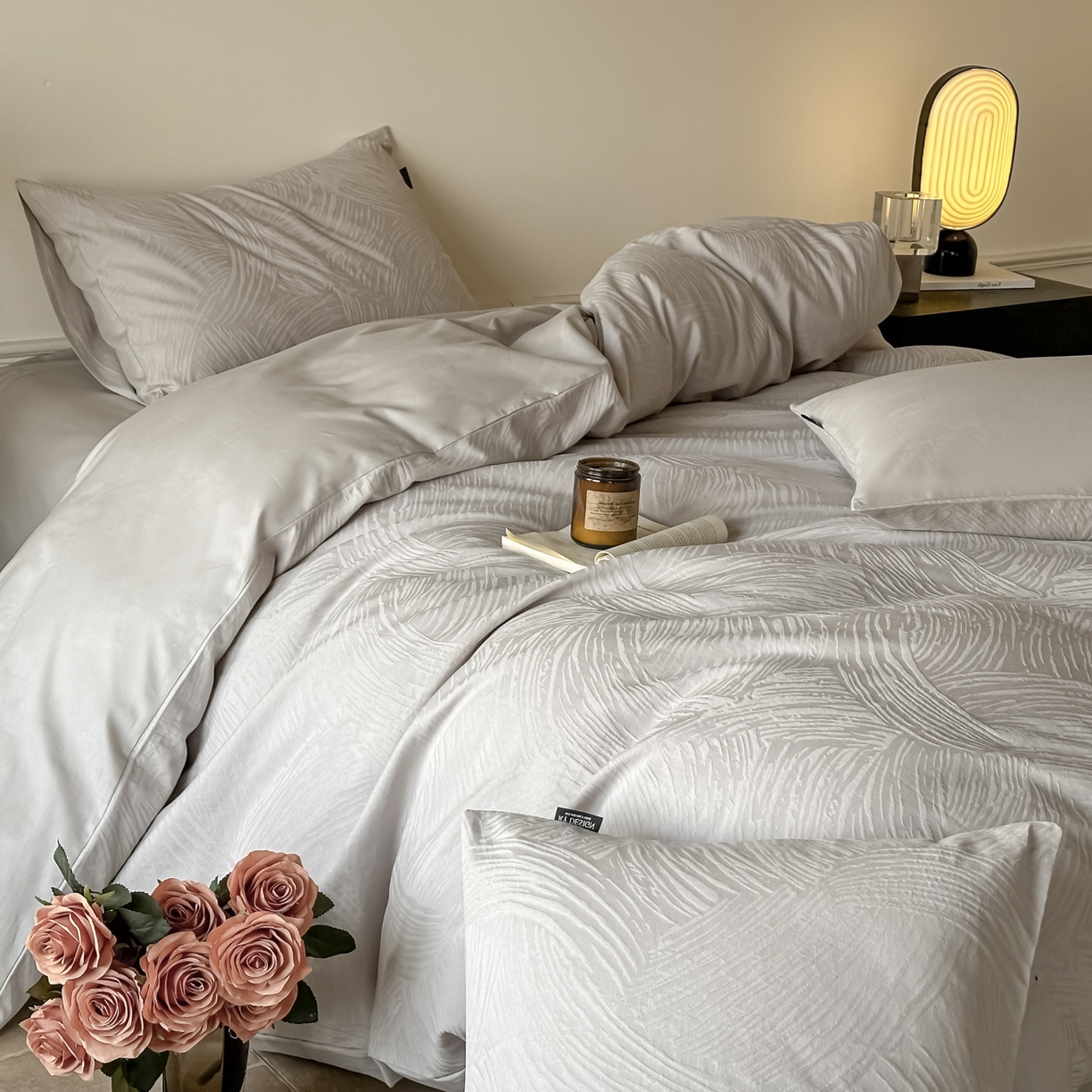 91家纺网 家纺一手货源 找家纺 如一  2026新款60S全棉水洗提花立体厚织浮雕四件套 肌理-雅致银