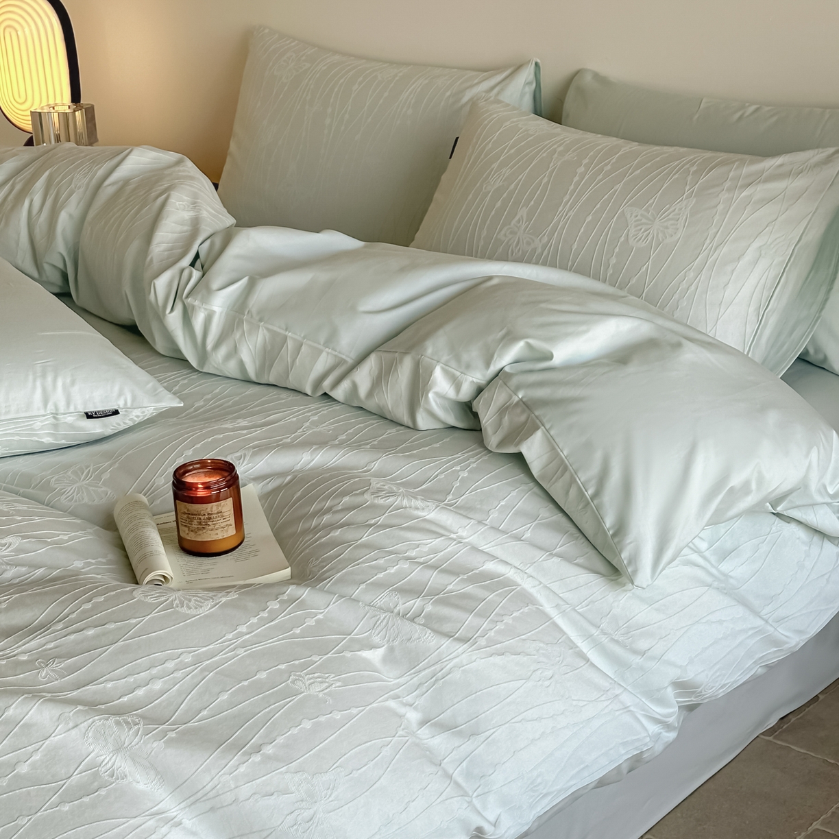 91家纺网 家纺一手货源 找家纺 如一  2026新款60S全棉水洗提花立体厚织浮雕四件套 蝶梦-湖水绿