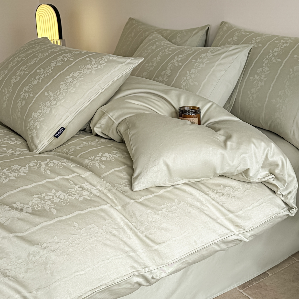 91家纺网 家纺一手货源 找家纺 如一  2026新款60S全棉水洗提花立体厚织浮雕四件套 花蔓-橄榄绿