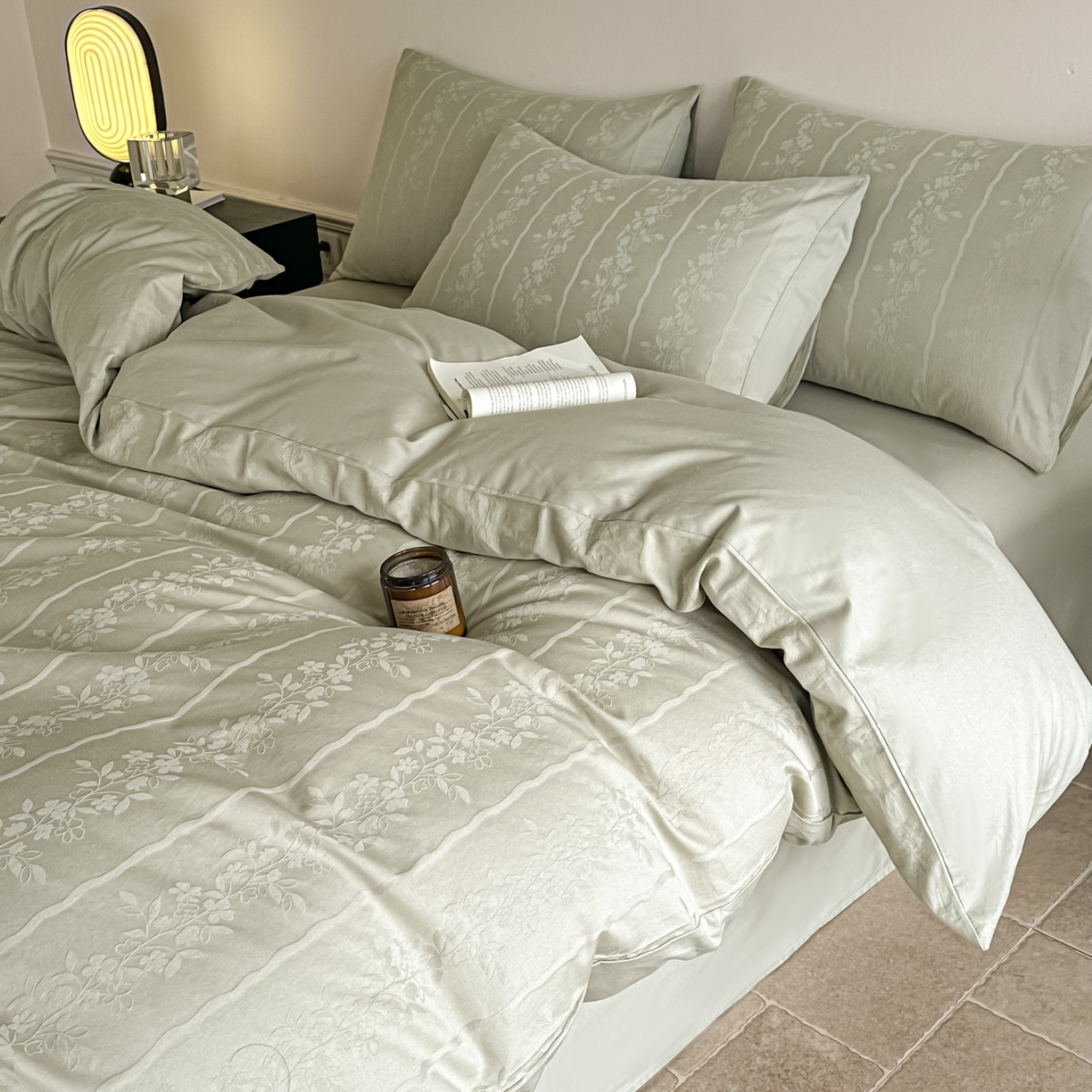 91家纺网 家纺一手货源 找家纺 如一  2026新款60S全棉水洗提花立体厚织浮雕四件套 花蔓-橄榄绿