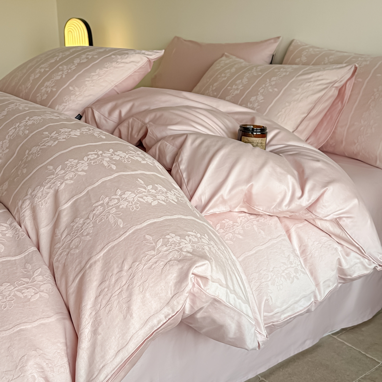 如一  2026新款60S全棉水洗提花立体厚织浮雕四件套 花蔓-唯美粉