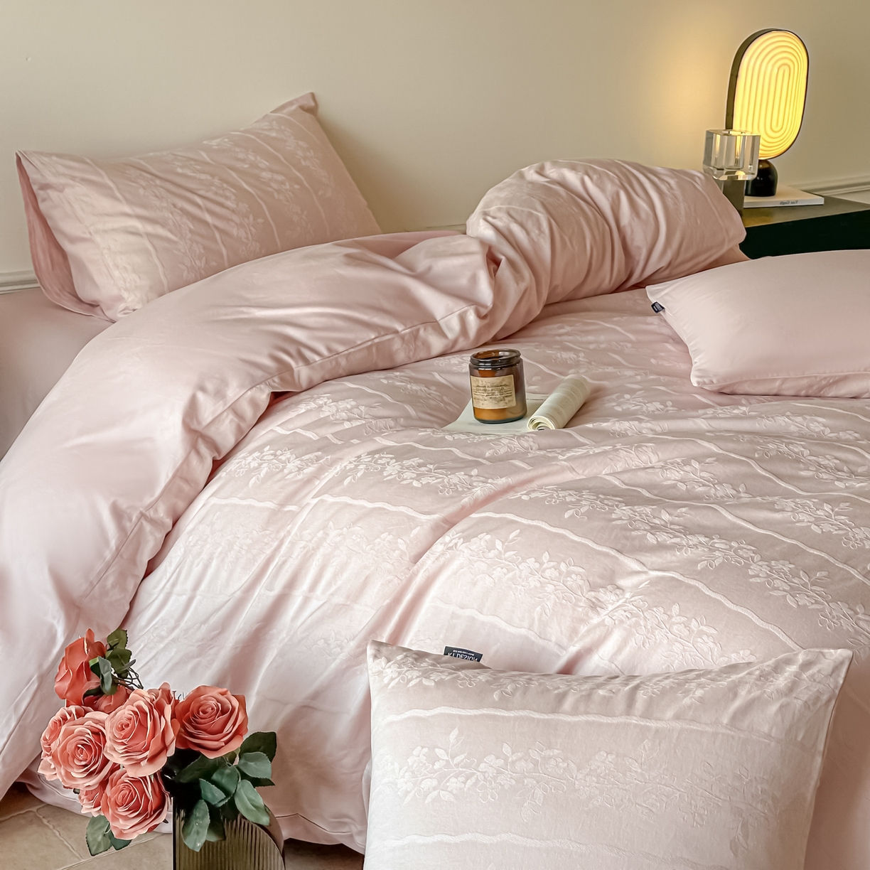 91家纺网 家纺一手货源 找家纺 如一  2026新款60S全棉水洗提花立体厚织浮雕四件套 花蔓-唯美粉